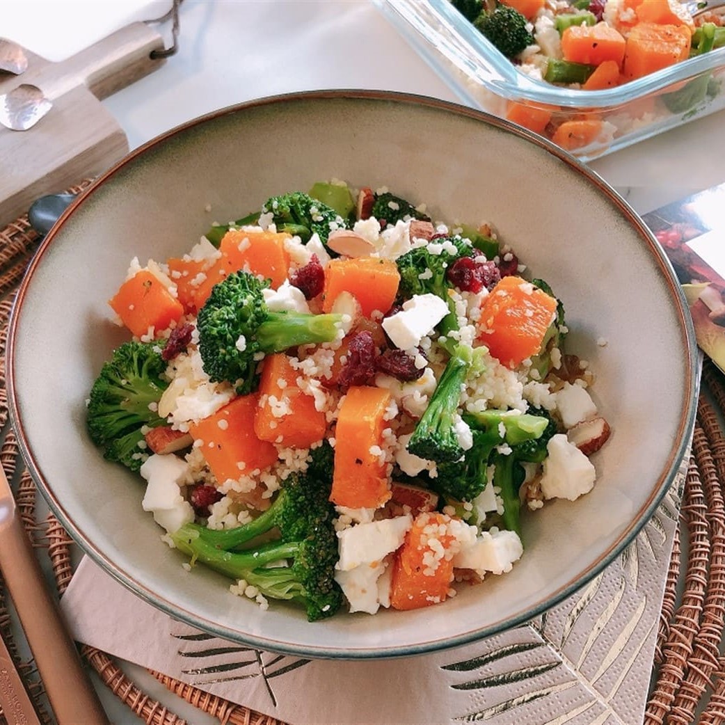 Veggie Bowl with Couscous, Vegetables & Dried Fruits