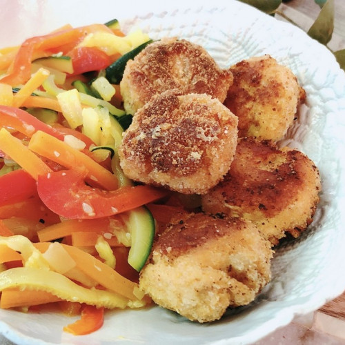 Recette facile de nuggets de saumon et julienne de légumes